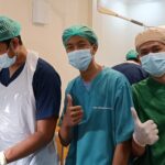 Petugas Kesehatan Rumah Sakit Ibu Anak (RSIA) Graha Medika Padalarang (GMP) saat melaksanakan KB MOW. Foto Dok RSIA GMP