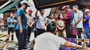 Asesor UNESCO Soo Jae Lee, Jumat (11/7/2025), meninjau sejumlah geosite di Kawasan Danau Toba dalam rangka pra revalidasi UNESCO guna kesiapan menghadapi revalidasi yang akan dilaksanakan pada 21-25 Juli 2025.