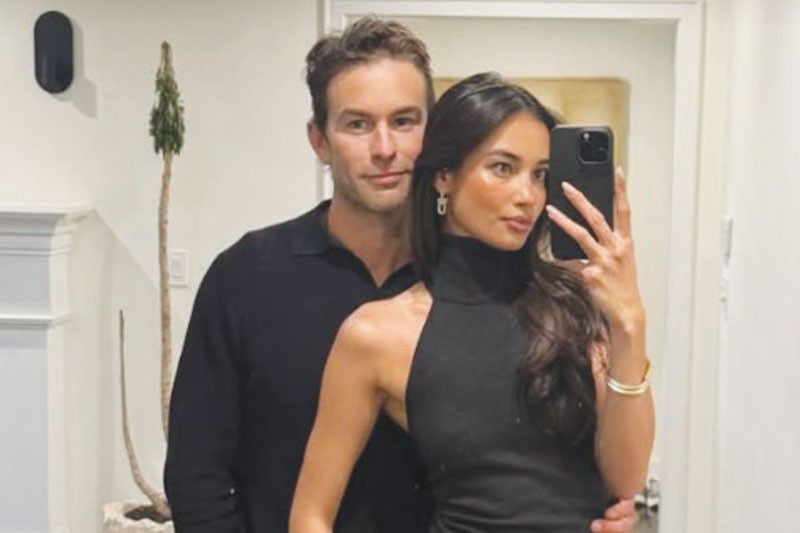 “Gossip Girl actor and Filipina model officially in a relationship”