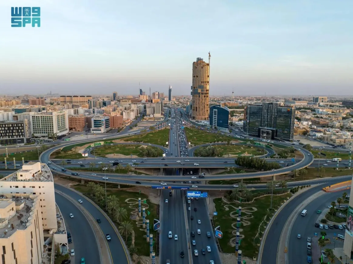 دعت الهيئة المواطنين والمقيمين إلى الالتزام بالإرشادات المرورية
