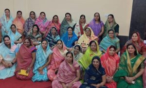 श्री गुर्जर गौड़ ब्राह्मण सभा, हैदराबाद-सिकंदराबाद महिला मंडल की कार्यकारिणी बैठक में उपस्थित पदाधिकारी व सदस्य।
