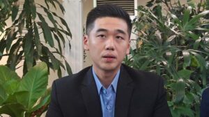 Kuasa hukum Nany Wijaya dan Dahlan Iskan mengaku belum menerima surat penetapan tersangka dari Polda Jatim dalam kasus dugaan penggelapan dan pemalsuan surat. Foto iNewsSurabaya/lukman