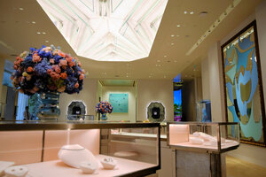 Tiffany Ginza store opens on the 11th, backed by fortune and trust in the costly building construction