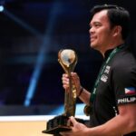 WINNER. Carlo Biado holds his trophy after winning the World Pool Championship in Jeddah, Saudi Arabia on Sunday (July 27, 2025). He is the first Filipino to win the title twice. (Photo courtesy of matchroompool.com)
