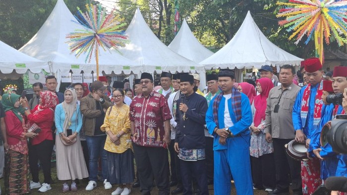 “Cilandak Cultural Festival Opens, Rano Karno Hopes to Foster Greater Love for Jakarta Among Residents”