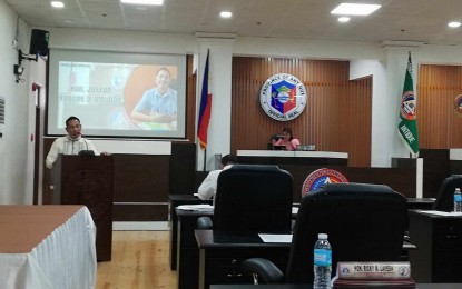 IMPROVEMENT. Antique Board Member Joseph Eugene Alojipan delivers a privileged speech during their regular session on Monday (July 28, 2025). Alojipan sponsored a resolution to improve the conditions of eight district hospitals in Antique. (PNA photo by Annabel Consuelo J. Petinglay)