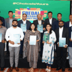 हाईटेक्स में 15 से आयोजित होने वाले क्रेडाई हैदराबाद प्रॉपर्टी शो-2025 का ब्रोशर लांच करते एन.जयदीप रेड्डी, बी.जगन्नाथ राव, कुर्रा श्रीनाथ व अन्य।