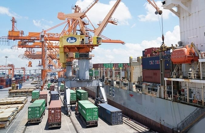 Thương mại hàng hoá toàn cầu tăng mạnh vào đầu năm 2025, nhưng đà tăng có thể không được duy trì. Ảnh: Trọng Hải