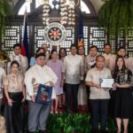 PARANGAL NG KALAYAAN. President Ferdinand R. Marcos Jr. leads the awarding of trophies and prizes to the winning contingents for the float design and festival performance competitions during the June 12 Parada ng Kalayaan 2025, in a ceremony at the Kalayaan Hall of Malacañan Palace in Manila on Thursday (July 10, 2025). Marcos recognized the extraordinary artistry and creativity displayed by the participating contingents of the Parada ng Kalayaan. (Photo from the Presidential Photojournalists Association)