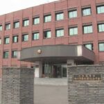 北海道・旭川東警察署は2025年7月25日、住所不定無職の男（22）を無免許運転の疑いで現行犯逮捕しました。