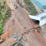 NEARING COLLAPSE. The rockshed at Sitio Camp 6 in Barangay Camp 4 along Kennon Road, opened in the first quarter of 2025 to shield the road from frequent landslides, is now at risk of collapsing. Local government officials on Monday (July 28, 2025) pushed for a comprehensive plan to rehabilitate Kennon Road. (PNA photo courtesy of Tuba MDRRMO)