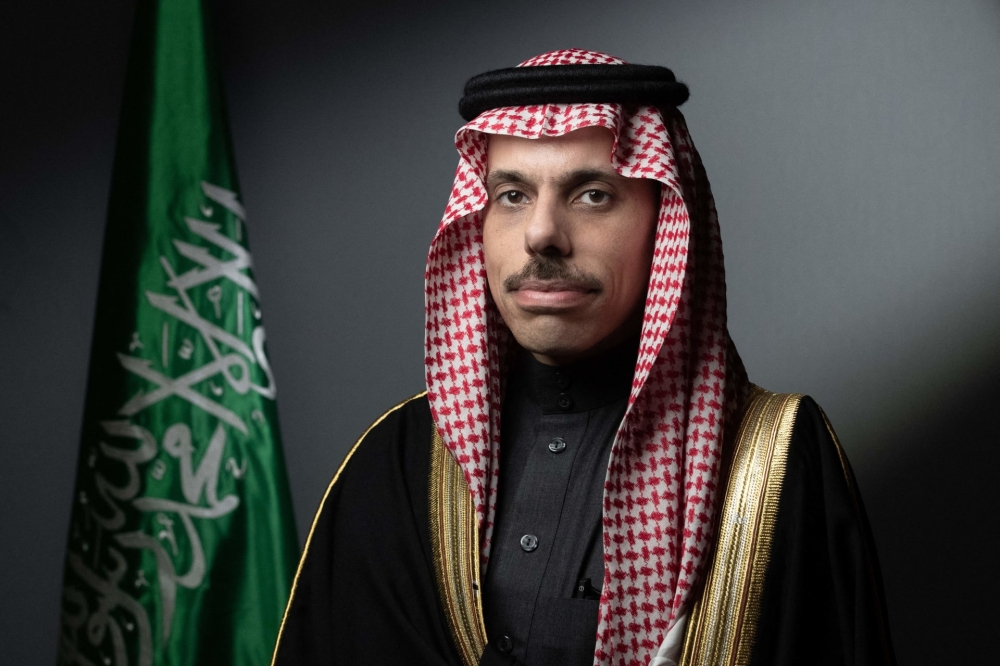 وزير الخارجية يصل إلى ألمانيا في زيارة رسمية 1
