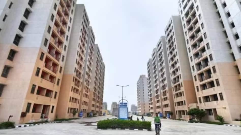 3 महीने में 53 हजार करोड़ की प्रॉपर्टी बिकी (Photo-ITG)