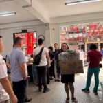 Phường Ba Đình huy động lực lượng lớn tham gia phục vụ nhân dân. Ảnh: TT