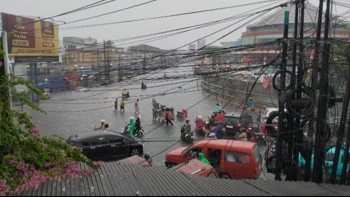 Banjir di Pondok Melati Bekasi. (Dok. ist)