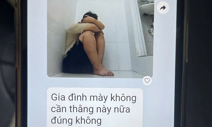 Hình ảnh H. kèm lời đe dọa gửi đến gia đình - Ảnh: M.T.
