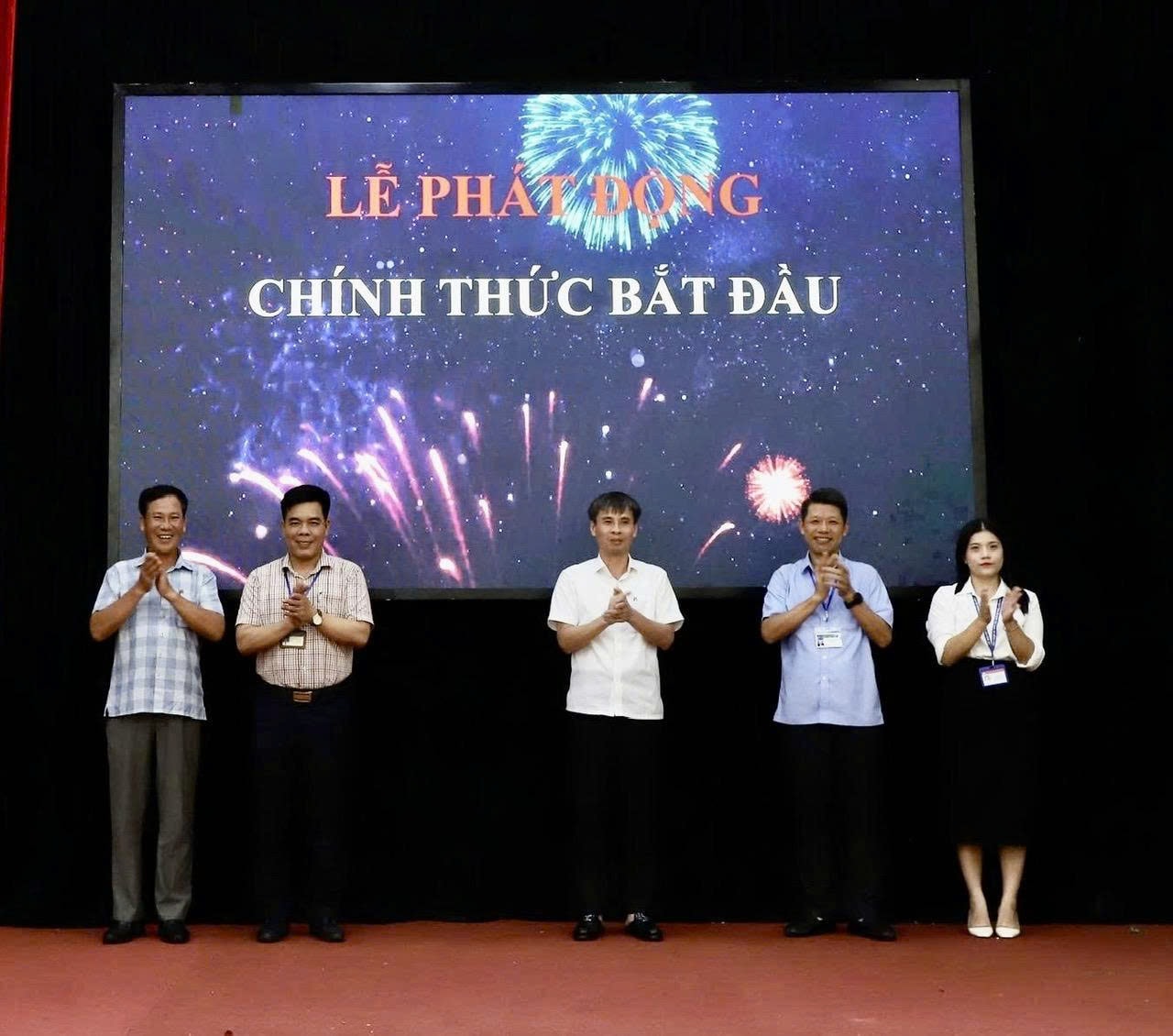 hong-van-phat-dong.jpg