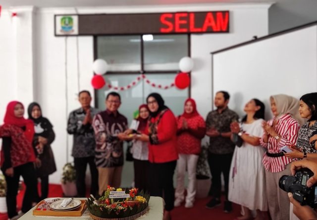 PONDOKGEDE – Memasuki usia ke 6 tahun, Rumah Sakit Umum Daerah (RSUD) Pondokgede terus berupaya meningkatkan pelayanan kesehatan terhadap masyarakat.
