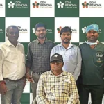 विद्यानगर स्थित डीडीएच रेनोवा कैंसर सेंटर में सफलतापूर्वक अस्थि मज्जा स्टेम सेल प्रत्यारोपण किये जाने की जानकारी देते डॉ. रवि कुमार रेड्डी एम., रवींद्रनाथ गरगा, डॉ. राकेश शंकर गौड़, डॉ. विशाल टोका, डॉ. किशोर चंद्र के., डॉ. यू. आज़ाद चंद्रशेखर, डॉ. मधुसूदन राव, श्रीवल्ली और रोगी।