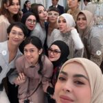 Syahrini baru saja menggelar pesta ulang tahun mewah untuk merayakan pertambahan usianya yang ke-45. Digelar di Jakarta, perayaan ultah tersebut banyak dihadiri oleh rekan-rekan artis. Foto: Instagram