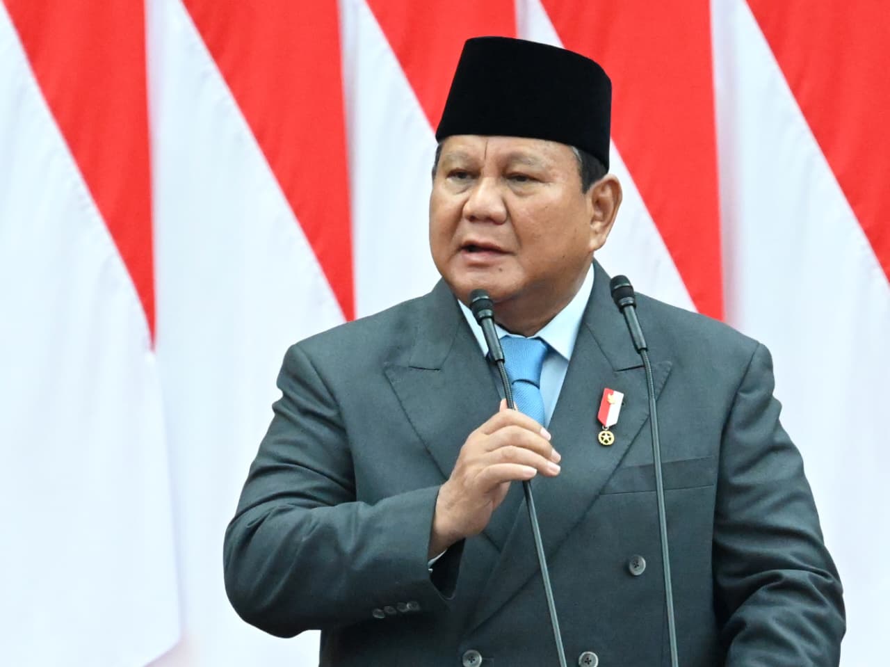 Remove Bonuses in State-Owned Enterprises, Prabowo Says: Directors and Commissioners Who Object Can Resign!