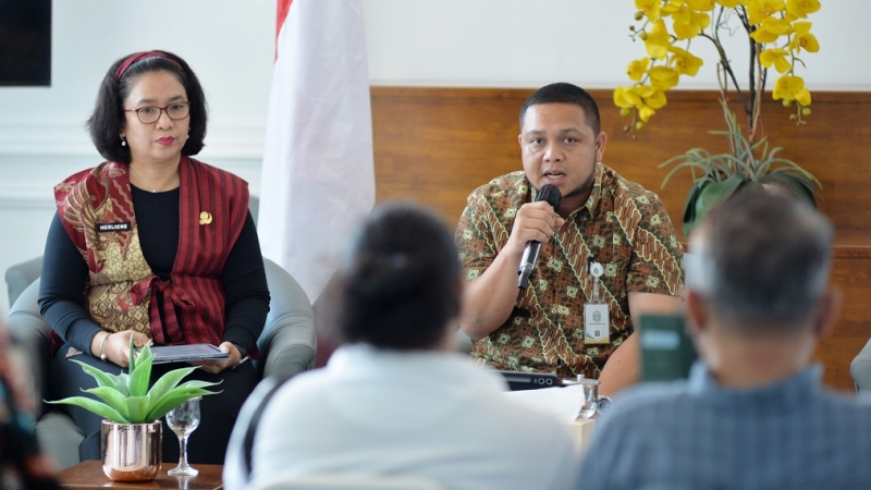 Sekretaris Bapenda Sumut Rudi Hadian Siregar mengatakan kepatuhan masyarakat Sumut membayar pajak rendah. (istimewa)