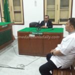 Mantan Kadisdik Langkat, Saiful Abdi saat menjalani sidang putusan di Pengadilan Tipikor Medan beberapa waktu lalu. (zulfadli siregar/dok)