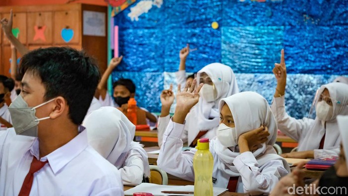 Daftar Wilayah yang Sekolahnya Terapkan PJJ. (Foto: A.Prasetia/detikcom)