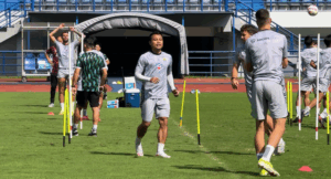 Gelandang Persib Bandung Dedi Kusnandar sudah mengikuti latihan bareng tim.