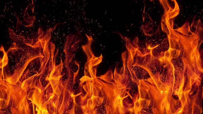 Ilustrasi kebakaran (Foto: Getty Images/iStockphoto/OlgaMiltsova)