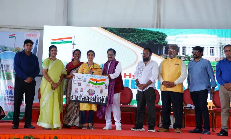 राष्ट्रपति निलयम में आयोजित हैदराबाद मुक्ति दिवस कार्यक्रम का दृश्य।