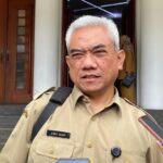 Kepala Dinas Kesehatan Kota Bandung, Sony Adam saat ditemui di Balai Kota Bandung, Senin (29/9). (Diwan Sapta Nurmawan/Radar Bandung)