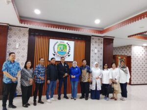 KOTA BEKASI – Perhimpunan Pemilik Dan Penghuni Satuan Rumah Susun (P3SRS) Apartemen Kemang View Kota Bekasi melakukan audiensi dengan Komisi II DPRD Kota Bekasi, Kamis (3/09/2025).