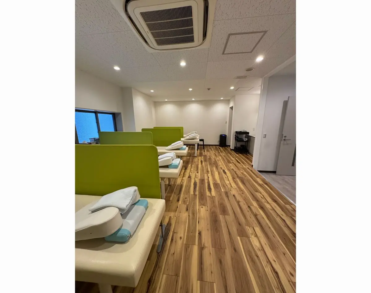 Nobinobi Acupuncture and Orthopedic Clinic and Gym Marumaru Pre-Opening