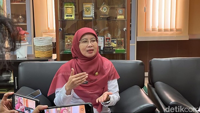 Foto: Kepala Dinas Kesehatan (Kadinkes) Depok, Mary Liziawati (Devi Puspitasari/detikcom)