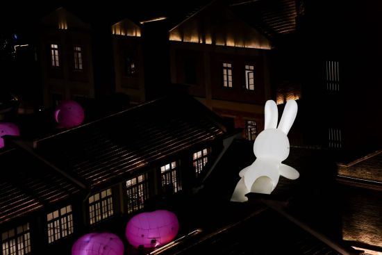 Brilliant Lights Celebration Shanghai-Style Jinchao · Light Art Season.