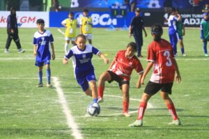 Aksi dari talenta muda wanita di ajang Hydroplus Soccer League Wilayah Bandung yang berlangsung wilayah Bandung di Lapangan Infini Soegiri, Pusdikpom Cimahi, Minggu, 12 Oktober 2025. (ist)