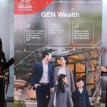 (Kiri-kanan): Direksi dan manajemen Generali Indonesia, Rebecca Tan selaku President Director and Chief Executive Officer (kiri) dan Suzwamela Zawawi selaku Operation Group Head (kanan) berfoto bersama saat peluncuran produk terbaru Generali Indonesia, GEN Wealth.