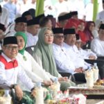 Menko Bidang Pemberdayaan Masyarakat, Muhaimin Iskandar (Cak Imin) mengikuti apel Hari Santri Nasional 2025 di Titik Nol Peradaban Islam, Barus, Tapanuli Tengah, Sumatra Utara.