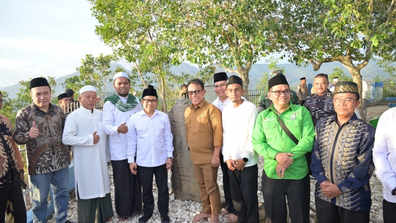 Cak Imin Visits the Papan Tinggi Tomb and Mahligai Barus in Tapteng: Alhamdulillah, I Am Happy, the Place Is Beautiful
