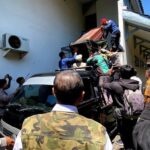 Macan tutul itu dievakuasi dari kamar No 101 di hotel tersebut.