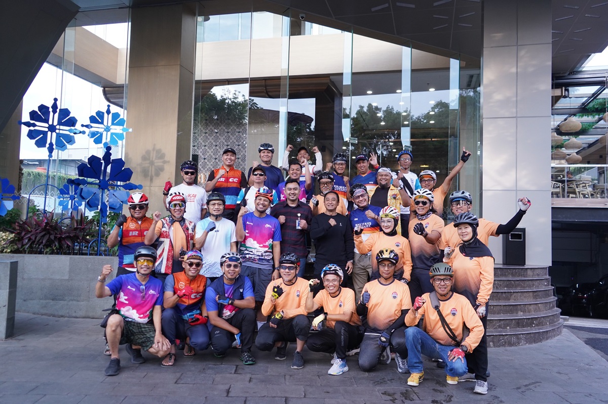 Truntum Cihampelas Supports Cycling Activities with IRCC and BROKOKOK Communities