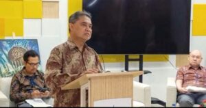 Dosen Prodi Magister Ilmu Politik FISIP UMJ Dr. Asep Setiawan saat tampil pada forum internasional dengan topik ASEAN Wisdom: Indonesia’s Role in the “Global Governance Initiative” di ruang The China Space, Masjid Istiqlal Jakarta pada 25 November 2025 (Foto: AS/FISIP UMJ)