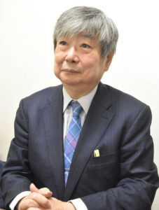 スパイ防止法の危険性について指摘する海渡弁護士＝都内