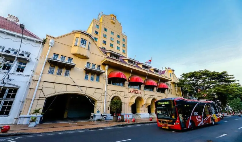 16 Suroboyo Bus Units Serve Passengers on Benowo-Tunjungan Route