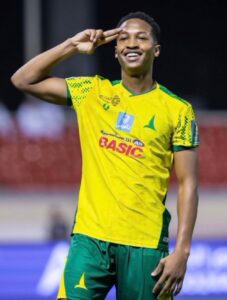 عاجل.. مدير الكرة بنادي الخليج: يعترف: وصلنا عرض رسمي وحيد من الهلال لضم مراد هوساوي 2