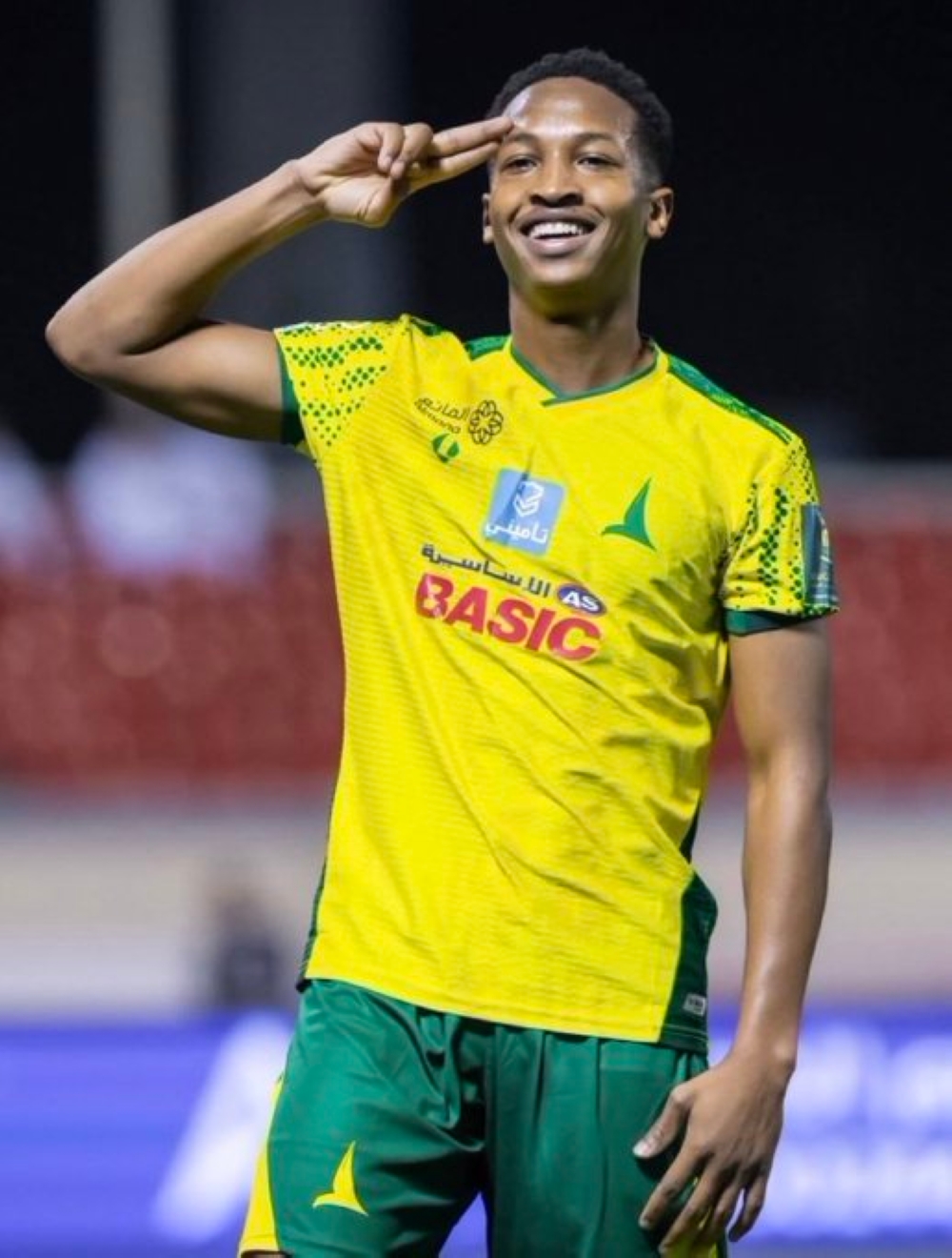 عاجل.. مدير الكرة بنادي الخليج: يعترف: وصلنا عرض رسمي وحيد من الهلال لضم مراد هوساوي 2