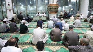 بعدة لغات.. "الشؤون الإسلامية" تنظم برامج دعوية لتوعية المعتمرين 1