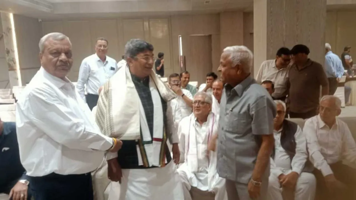 La municipalité de Hisar honore son maire.