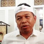 Gubernur Jawa Barat, Dedi Mulyadi di Gedung Pakuan, Kota Bandung, Rabu (24/12). (Diwan Sapta Nurmawan/Radar Bandung)